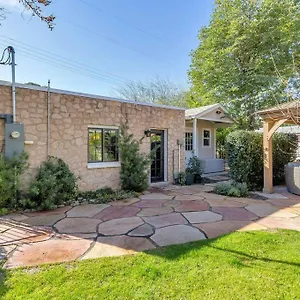 Best Little In Melrose! New Listing! Phoenix